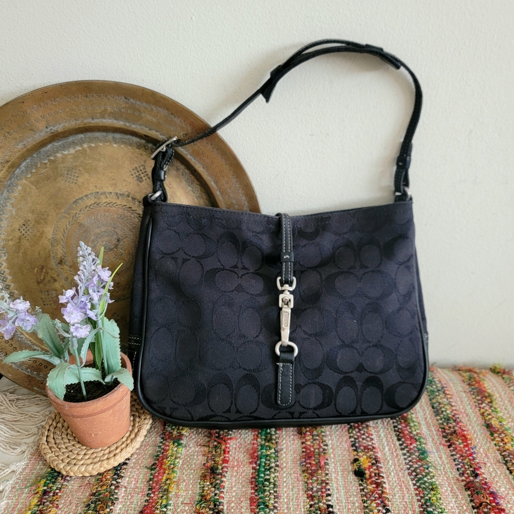 Coach Small Black Shoulder Bag - Picture 6 of 10